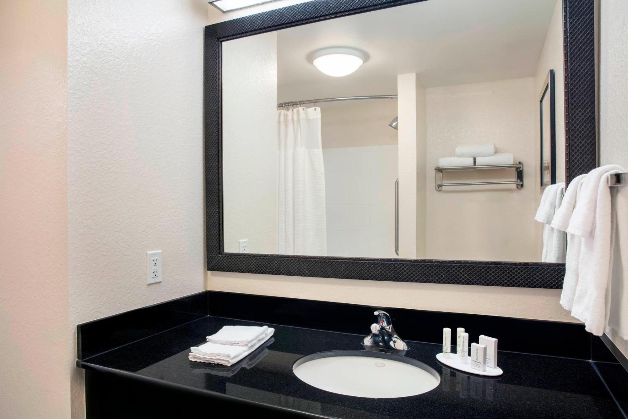 Fairfield Inn And Suites By Marriott Lakeland Plant City Exterior foto
